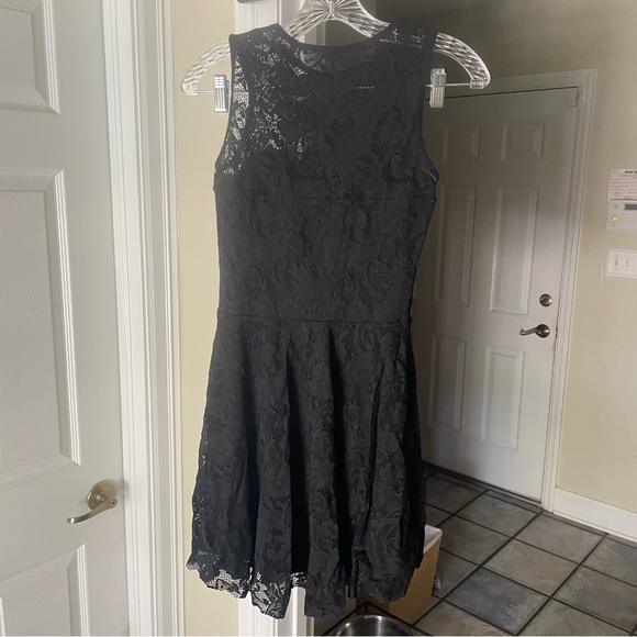 Blackmilk black lace dress size M as new - Picture 2 of 3